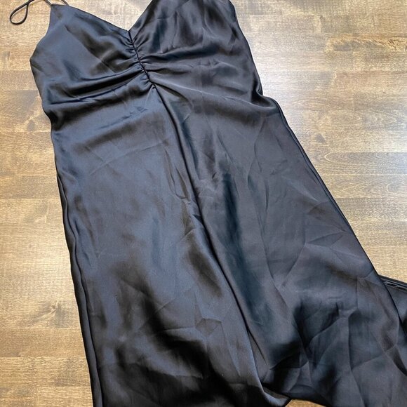 💛Zara Black Satin Ruched Midi Dress with Strappy Sweetheart Neck & Flared Hem - Picture 1 of 5